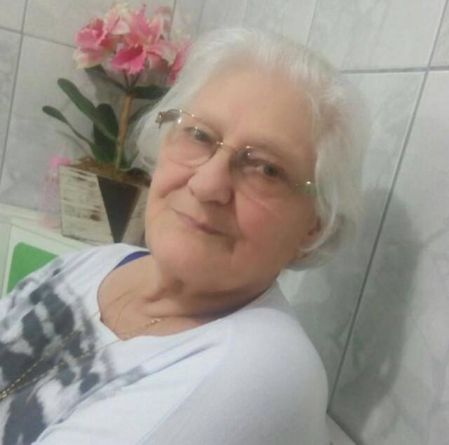 Nota de falecimento da Sra Regina Neumann