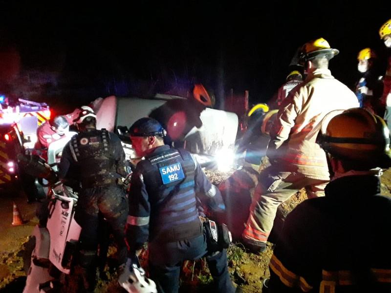 Identificado caminhoneiro que morreu na Serra Dona Francisca