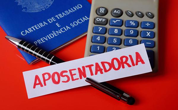 Pedido de vista suspende julgamento da revisão de aposentadorias