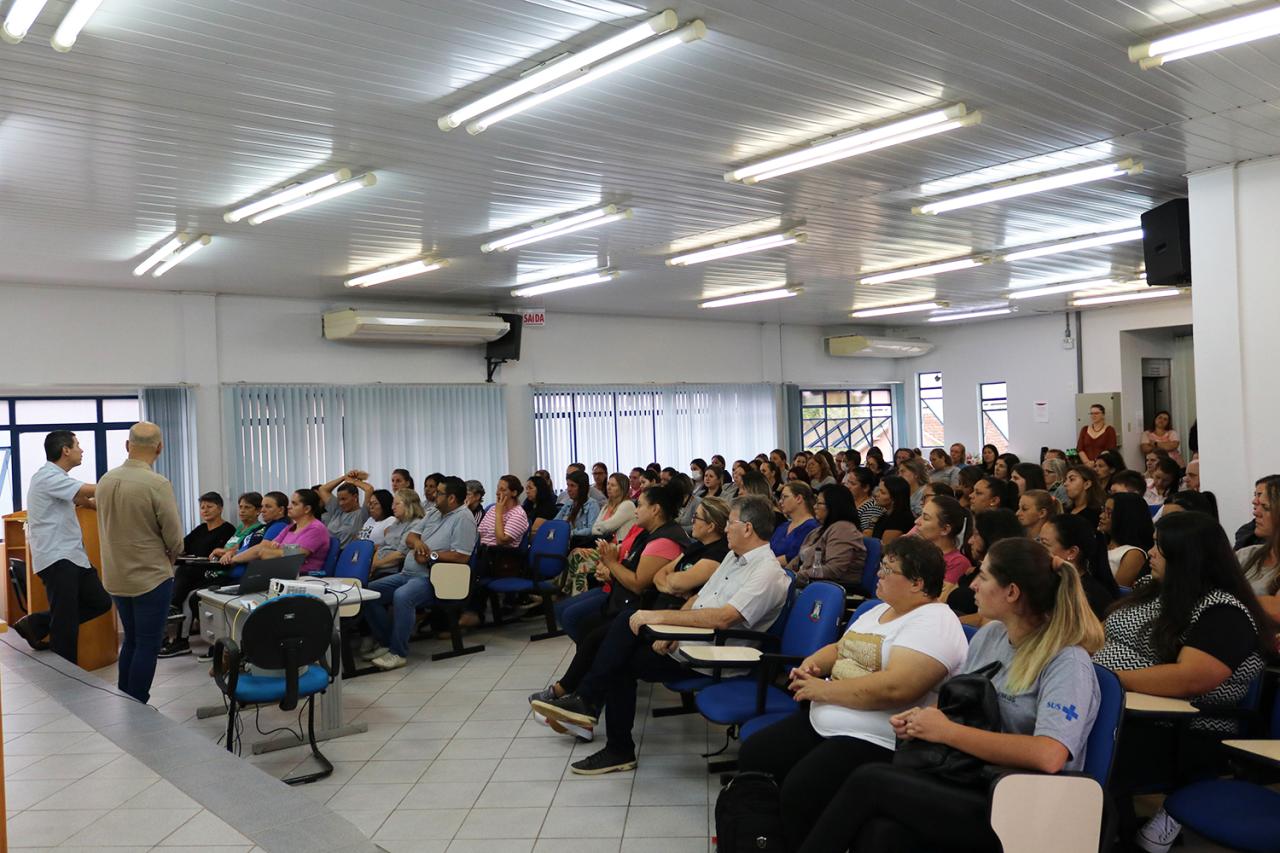 Agentes comunitários intensificam combate à dengue