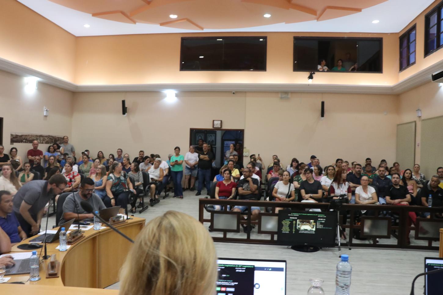 Sete projetos são aprovados em sessão da Câmara de Vereadores