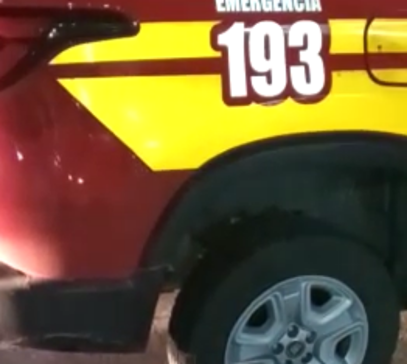 Homem e mulher ficam gravemente feridos após atropelamento em Blumenau