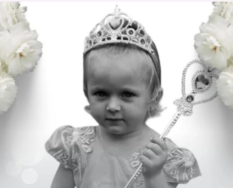 Menina de 2 anos morre atropelada por máquina agrícola em Imbuia SC