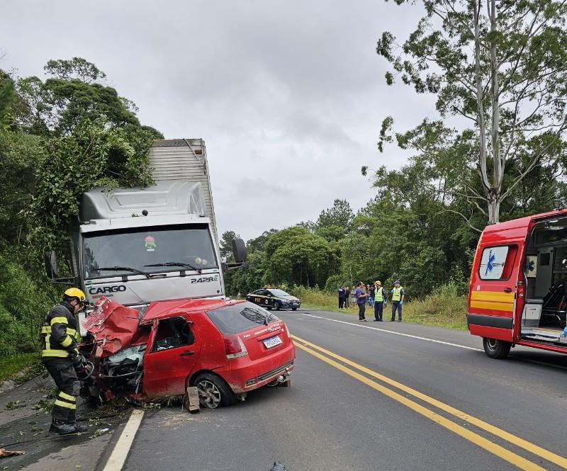 Tragédia na BR-280: colisão frontal deixa uma vítima fatal em Mafra