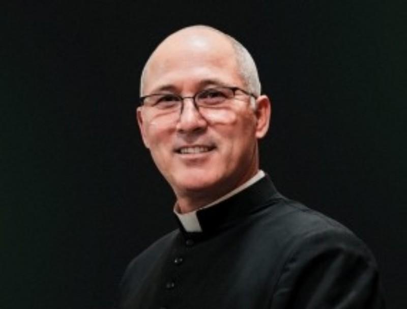 Padre morre em grave acidente na BR-280, em Mafra