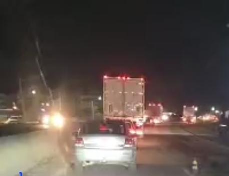 Homem morre atropelado por carreta na BR-470 em Navegantes