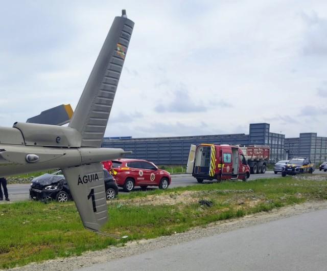Capotamento deixa motorista em estado crítico em Araquari