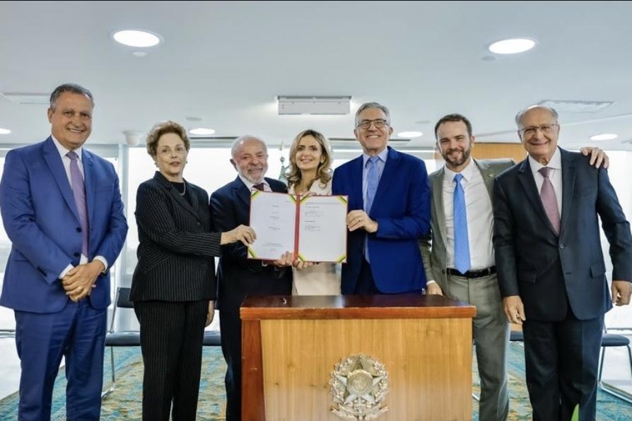 Lula anuncia rede de hospitais e serviços inteligentes do SUS